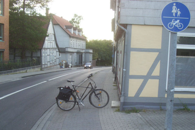 Lüneburger Straße im September 2005